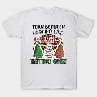 Torn Between Looking Like A Snack And Eating One Santa Christmas Cakes - Vintage Leopard Christmas Tree Cakes T-Shirt